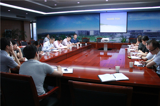 凯发投资开展职工财务知识专题讲座